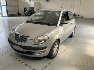 Usata Lancia Ypsilon 69 CV (50 kW) 2004 Utilitaria