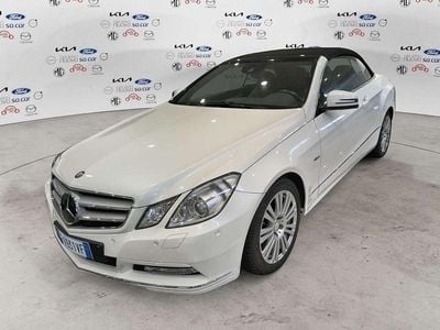 Bianco Usata 2012 Mercedes E300 Avantgarde Berlina | 14.900 €