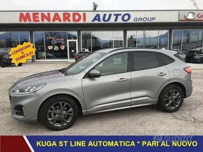 Usata Ford Kuga ST-Line 120 CV (88 kW) 2024 Grigio SUV
