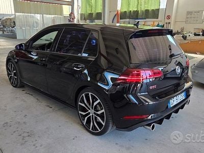 Nero Usata 2021 VW Golf VIII GTI Berlina | 28.900 € (Buon prezzo)