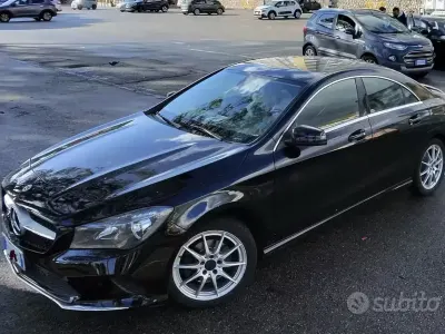 Usata Mercedes CLA200 Business 136 CV (100 kW) 2018 Nero Coupé