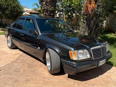 Occasion Mercedes 250 1991 Noir Berline