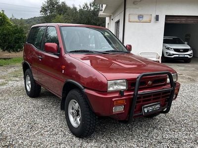 Usata Nissan Terrano SE 100 CV (73 kW) 1996 Rosso SUV