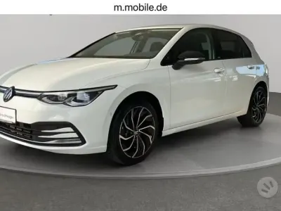 Usata VW Golf VIII Style 116 CV (85 kW) 2023 Bianco Berlina