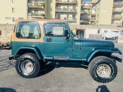 Usata Jeep Wrangler Limited 184 CV (135 kW) 1993 Verde SUV