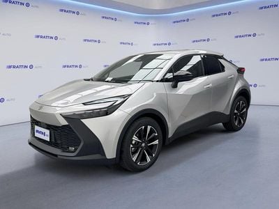 Usata Toyota C-HR Trend 193 CV (141 kW) 2024 Grigio scuro SUV