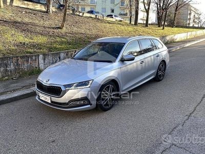 Usata Skoda Octavia Style 150 CV (110 kW) 2021 Grigio Station wagon