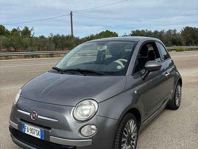 Begagnad Fiat 500 Lounge 69 HK (50 kW) 2014 Grå Sedan