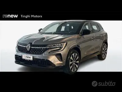 Usata Renault Austral Techno 200 CV (147 kW) 2025 Grigio scuro SUV