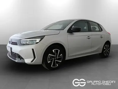 Usata Opel Corsa S 101 CV (74 kW) 2025 Kaolin white Utilitaria