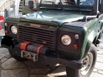 Usado Land Rover Defender 122 HP (89 kW) 2001 Verde SUV