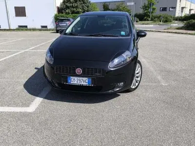 Usata Fiat Grande Punto Sport 95 CV (69 kW) 2007 Nero Utilitaria