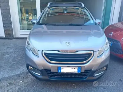 Usata Peugeot 2008 Allure 99 CV (72 kW) 2016 Grigio SUV