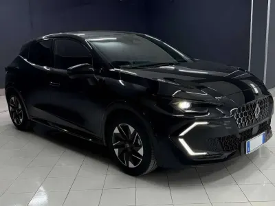 Nuova Renault Clio V Techno 109 CV (80 kW) 2026 Nero etoile' Berlina