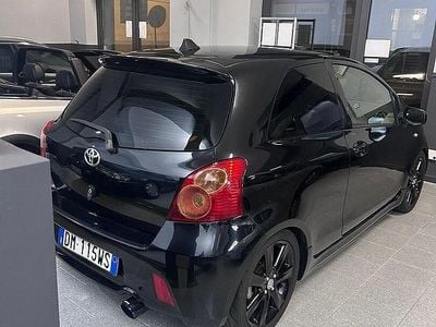 Usata Toyota Yaris 133 CV (97 kW) 2007 Nero Utilitaria