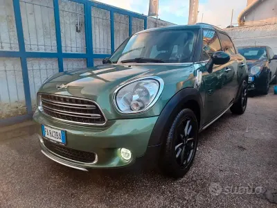 Usata Mini Countryman Business 90 CV (66 kW) 2015 Verde SUV