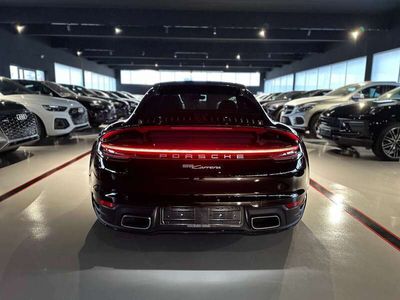 Porsche 911 Carrera