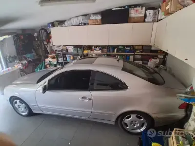 Occasion Mercedes CLK230 197 ch (144 kW) 2001 Gris Coupé