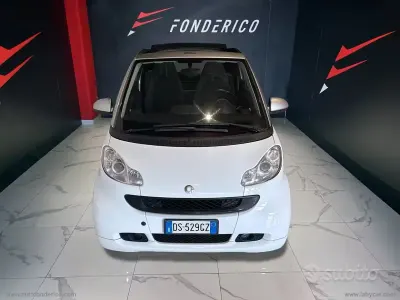 Usata Smart ForTwo Cabrio Pulse 45 CV (33 kW) 2008 Bianco Cabrio