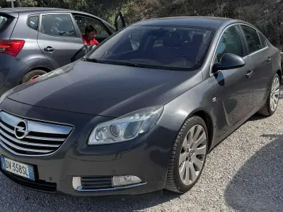 Usata Opel Insignia Cosmo 160 CV (117 kW) 2009 Berlina
