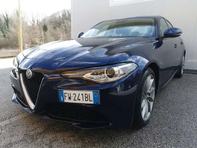 Gebraucht Alfa Romeo Giulia Executive 160 PS (117 kW) 2019 Limousine