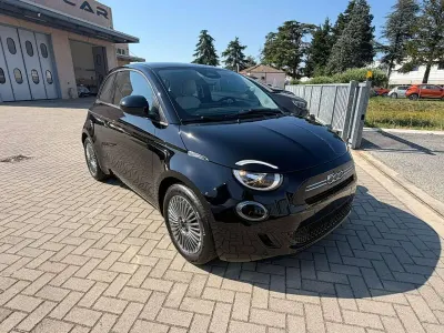 Nuova Fiat 500 69 CV (50 kW) 2026 Nero Utilitaria