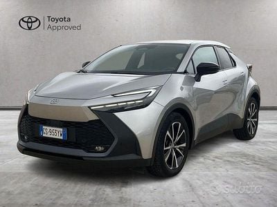 Usata Toyota C-HR Trend 140 CV (102 kW) 2024 Grigio SUV