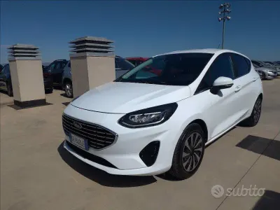 Usata Ford Fiesta Titanium 75 CV (55 kW) 2023 Bianco Utilitaria