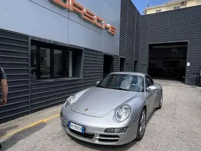 Usata Porsche 997 355 CV (261 kW) 2008 Argento Coupé