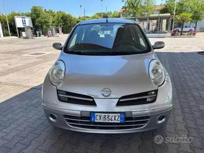 Usata Nissan Micra Visia 82 CV (60 kW) 2005 Grigio Berlina