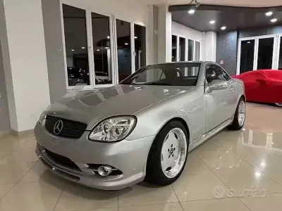 Usata Mercedes SLK200 163 CV (119 kW) 2000 Grigio Cabrio