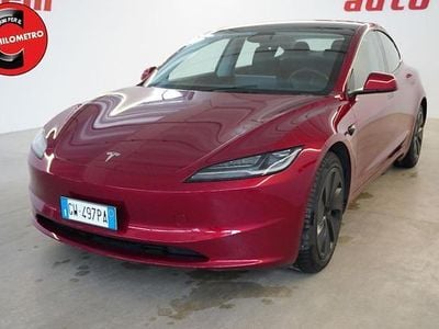 Usata Tesla Model 3 Long Range AWD 152 kW (208 CV) 2024 Rosso Berlina