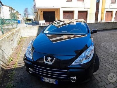 Usata Peugeot 307 CC 109 CV (80 kW) 2008 Nero Cabrio
