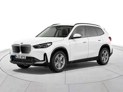 Begagnad BMW iX1 Comfort Edition 150 kW (204 HK) 2025 Vit SUV
