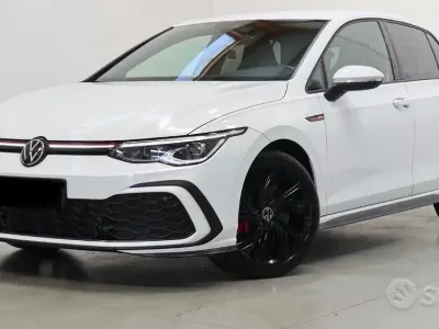 Occasion VW Golf VIII GTI 245 ch (180 kW) 2023 Blanc Berline
