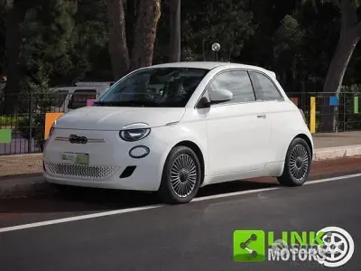 Usata Fiat 500e Icon 42 kW (58 CV) 2021 Bianco Berlina