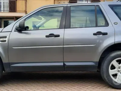 Usata Land Rover Freelander 2 160 CV (117 kW) 2009 Grigio SUV