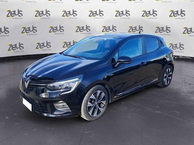 Nero Usata 2022 Renault Clio V Evolution Utilitaria | 14.900 € (Buon prezzo)