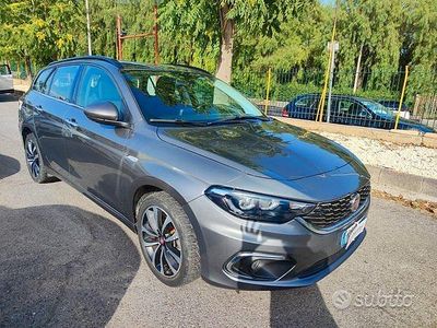 Usata Fiat Tipo 119 CV (87 kW) 2017 Grigio Berlina