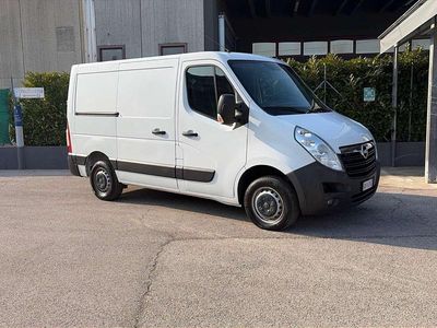 Usata Opel Movano 110 CV (80 kW) 2020 Bianco Monovolume