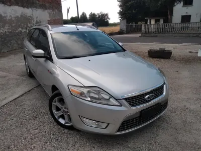 Usata Ford Mondeo Titanium 140 CV (102 kW) 2010 Argento Station wagon
