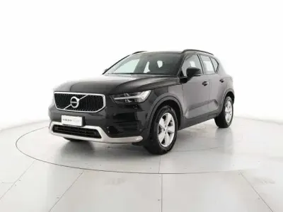 Gebraucht Volvo XC40 Momentum 150 PS (110 kW) 2020 Schwarz SUV