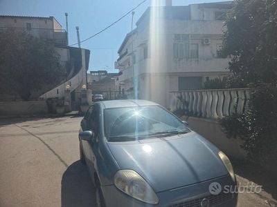 Usata Fiat Grande Punto 65 CV (47 kW) 2006 Blu Utilitaria