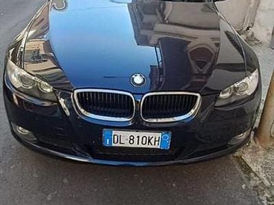 Usata BMW 320 177 CV (130 kW) 2007 Blu Coupé