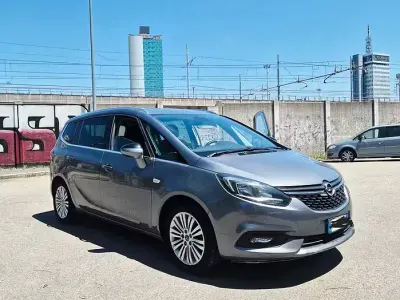 Usata Opel Zafira Tourer