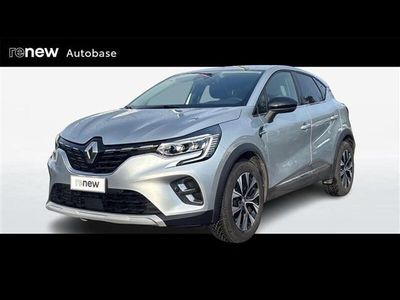 Usata Renault Captur Techno 101 CV (74 kW) 2023 Grigio SUV