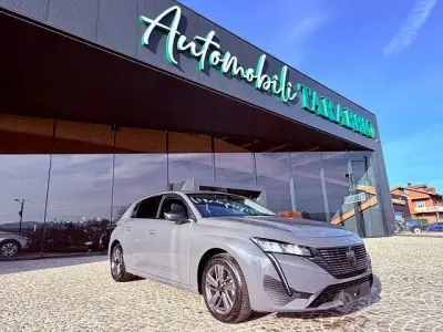 Usata Peugeot 308 131 CV (96 kW) 2024 Grigio scuro Berlina