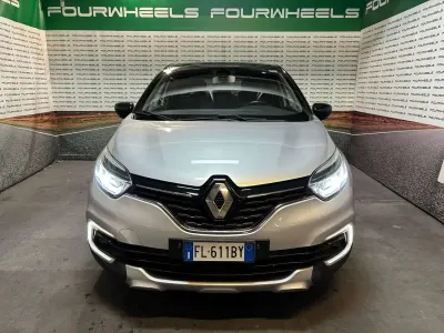 Usata Renault Captur Intens 118 CV (86 kW) 2017 Argento SUV