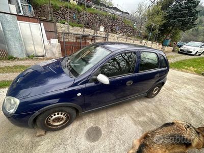 Usata Opel Corsa 75 CV (55 kW) 2003 Blu Utilitaria