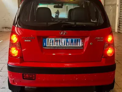Usata Hyundai Atos 63 CV (46 kW) 2008 Rosso Utilitaria